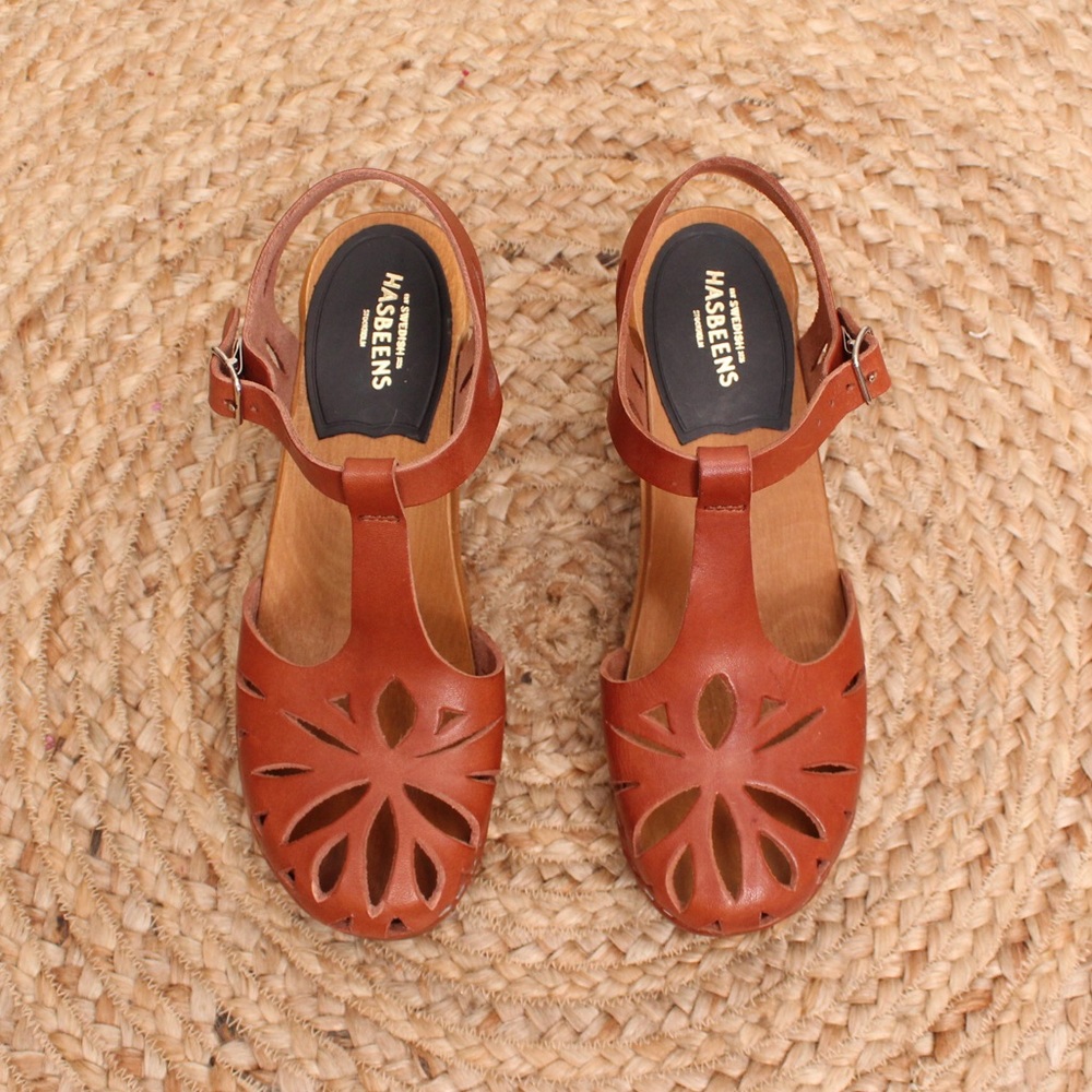 BRAND NEW, Lacey, Brown, Swedish Hasbeens, Clogs